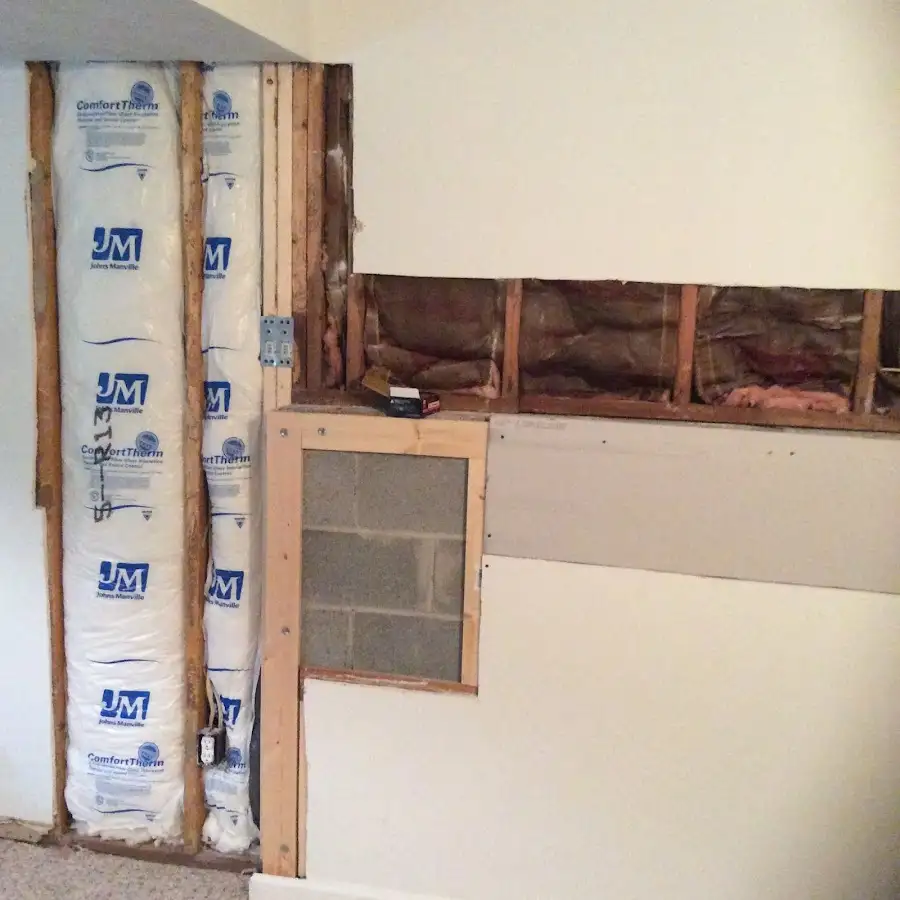 Wall insulation replacement during Structural Drying in Baytown